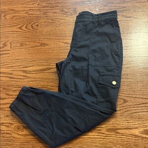 Women’s black the jogger cargo pants White House Black Market cotton stretch 4
